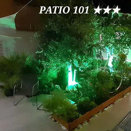 Patio 101 " Exclusive " B&B Boutique-2